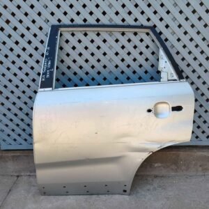Puerta trasera izquierda Kia Sorento 2010 - 2014