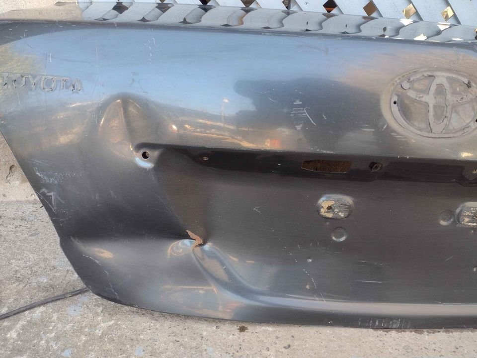 Tapa maleta Toyota New Yaris 2006 - 2013 - Imagen 4
