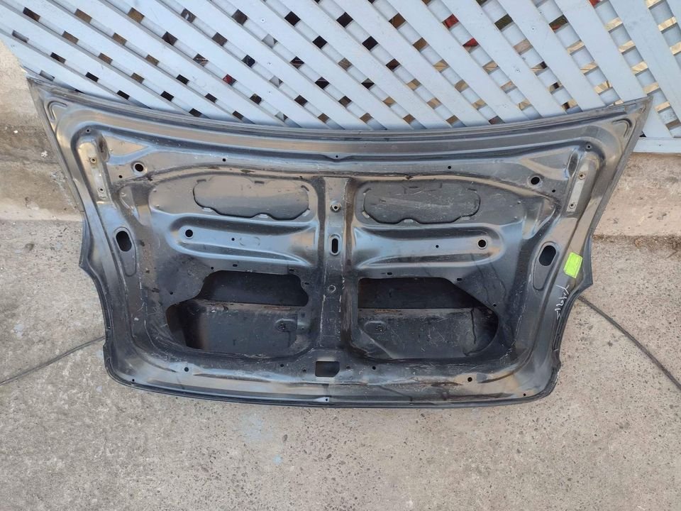 Tapa maleta Toyota New Yaris 2006 - 2013 - Imagen 9