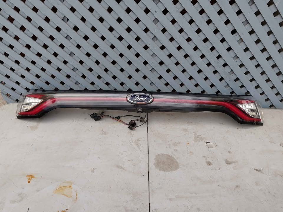 Embellecedor Ford Edge 2016 - 2019
