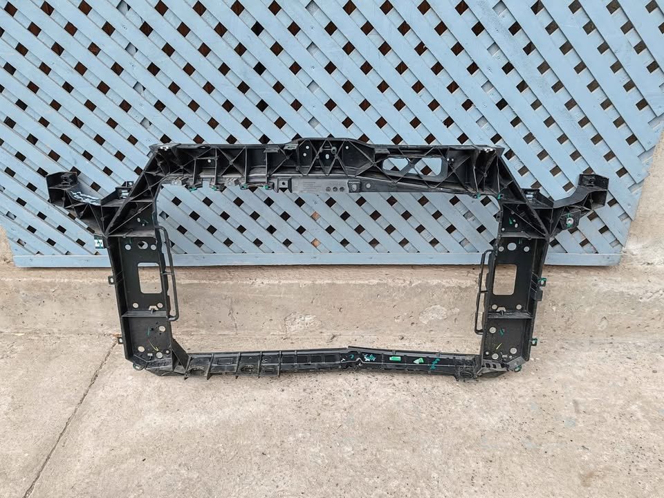 Frontal Mahindra XUV300 2023 - 2024