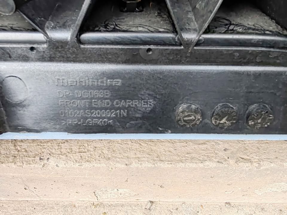 Frontal Mahindra XUV300 2023 - 2024 - Imagen 2