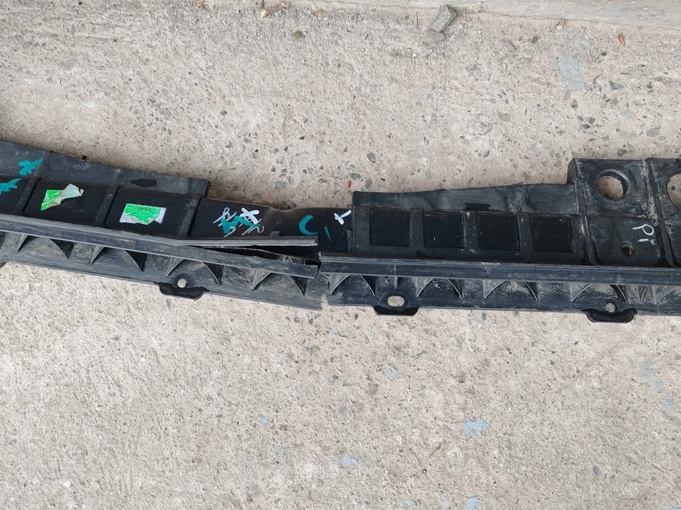 Frontal Mahindra XUV300 2023 - 2024 - Imagen 7