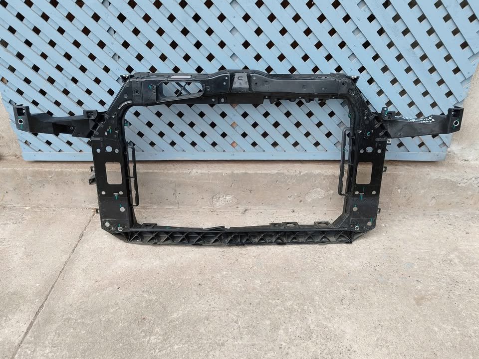Frontal Mahindra XUV300 2023 - 2024 - Imagen 8