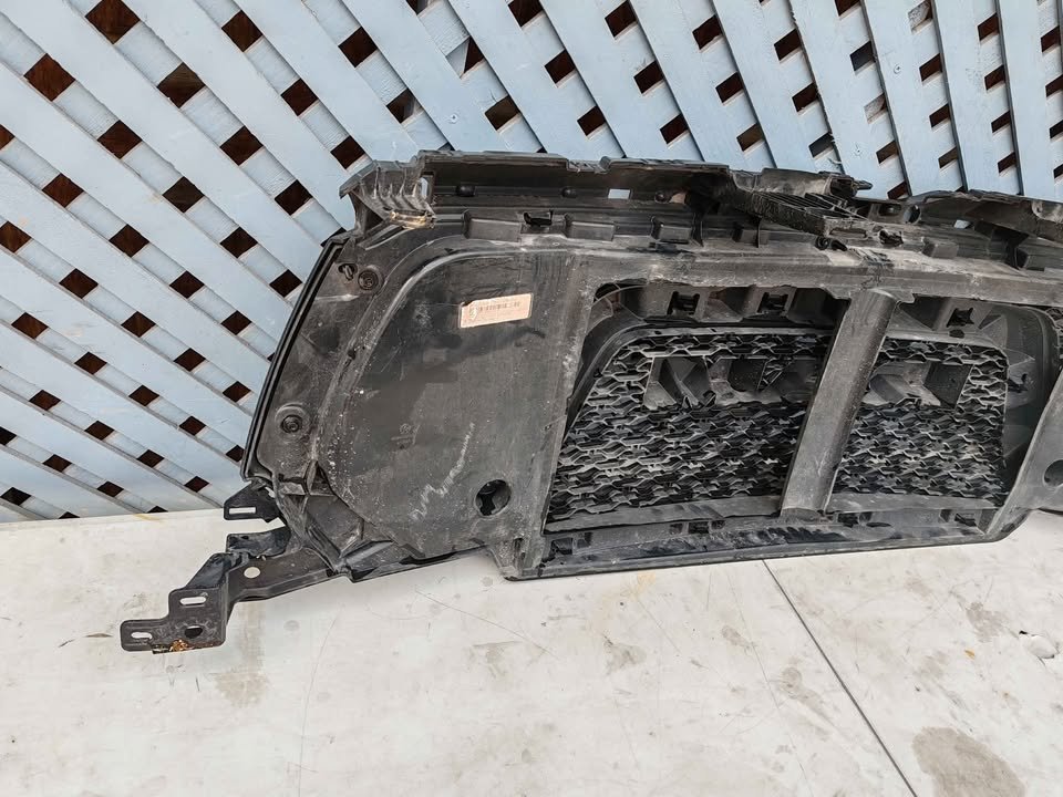 Máscara Dodge RAM 1500 Rebel Sport 2020 - 2023 - Imagen 5
