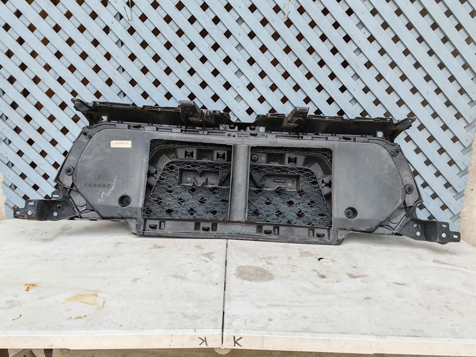 Máscara Dodge RAM 1500 Rebel Sport 2020 - 2023 - Imagen 8
