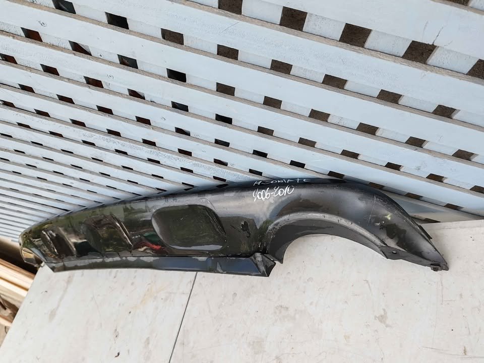 Moldura de parachoque trasero Hyundai Santa Fe 2006 - 2009 - Imagen 3