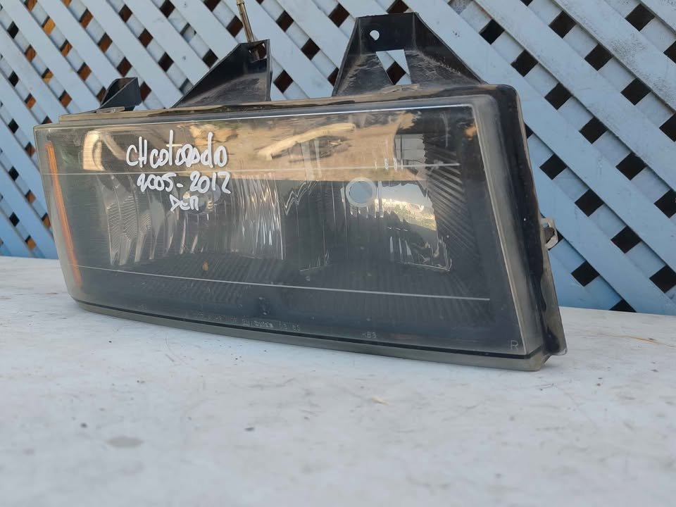 Óptico derecho Chevrolet Colorado 2005 - 2012 - Imagen 3