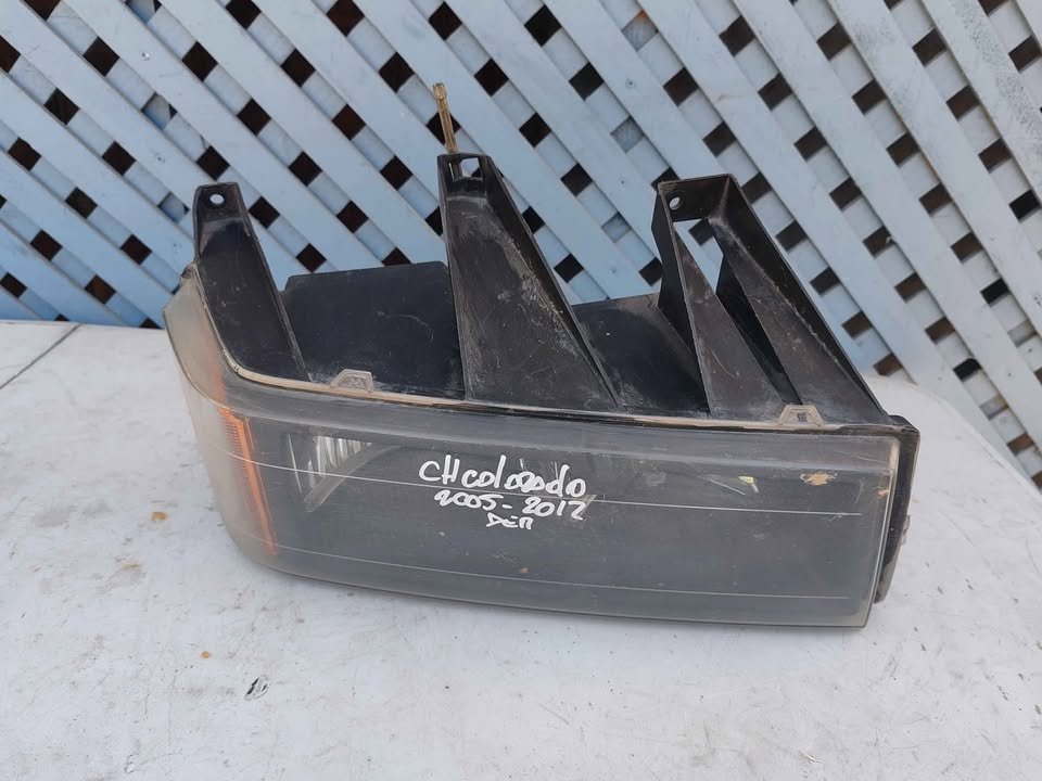 Óptico derecho Chevrolet Colorado 2005 - 2012 - Imagen 4
