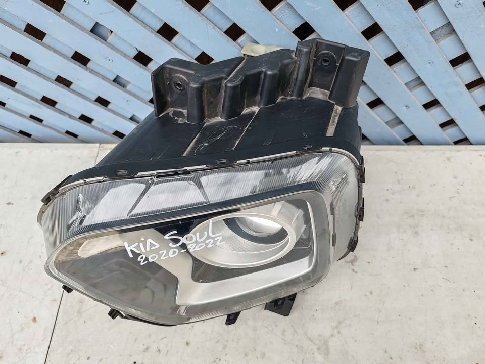 Óptico inferior izquierdo Kia Soul 2020 - 2022 - Imagen 4