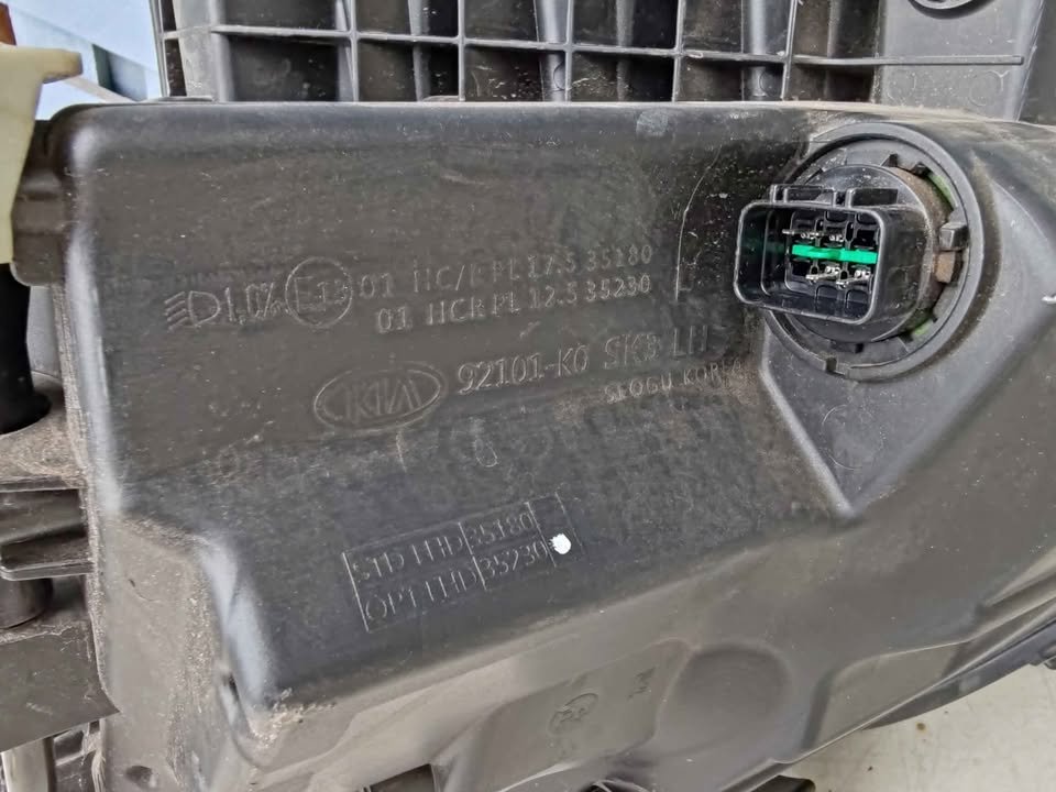 Óptico inferior izquierdo Kia Soul 2020 - 2022 - Imagen 5
