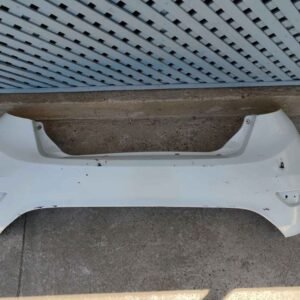 Parachoque Trasero Ford Fiesta Hatchback 2011 - 2017