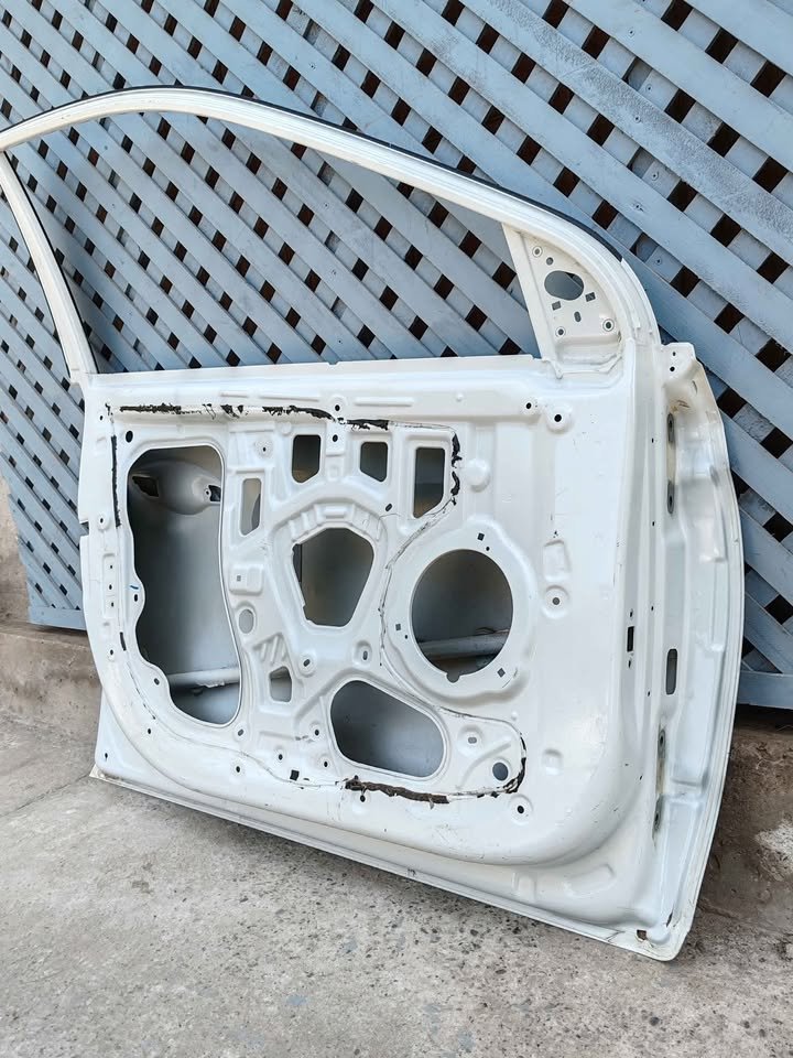 Puerta delantera izquierda Hyundai i20 2021 - 2024 - Imagen 8