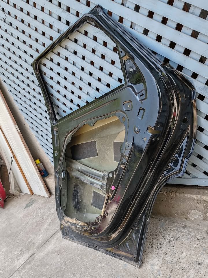 Puerta trasera derecha Hyundai Tucson 2022 - 2024 - Imagen 8