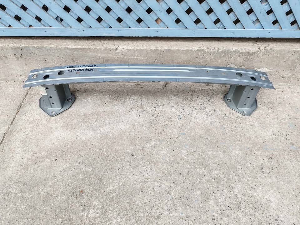 Refuerzo trasero Subaru Outback 2021 - 2024 - Imagen 4