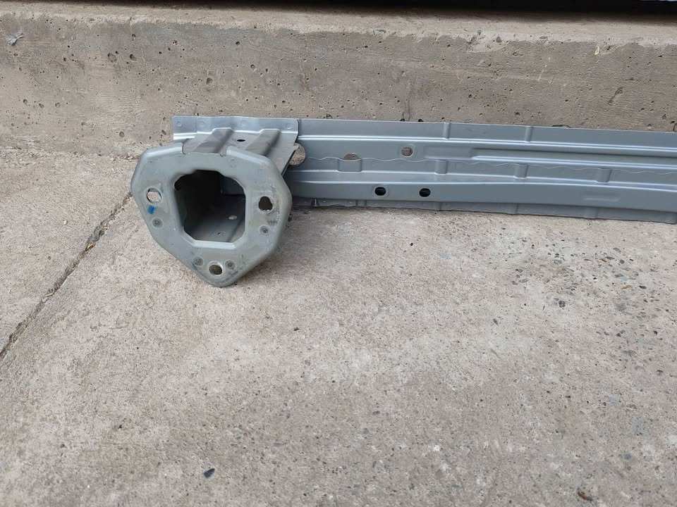 Refuerzo trasero Subaru Outback 2021 - 2024 - Imagen 5