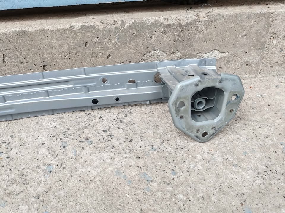 Refuerzo trasero Subaru Outback 2021 - 2024 - Imagen 6