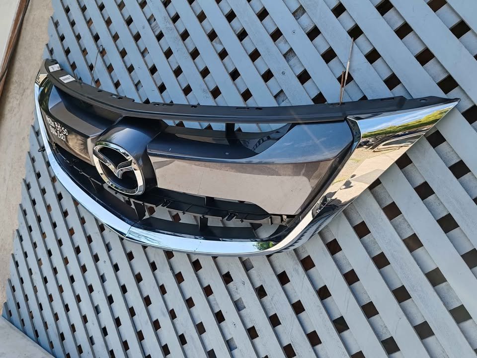 Máscara Mazda BT50 2016 - 2021 - Imagen 4
