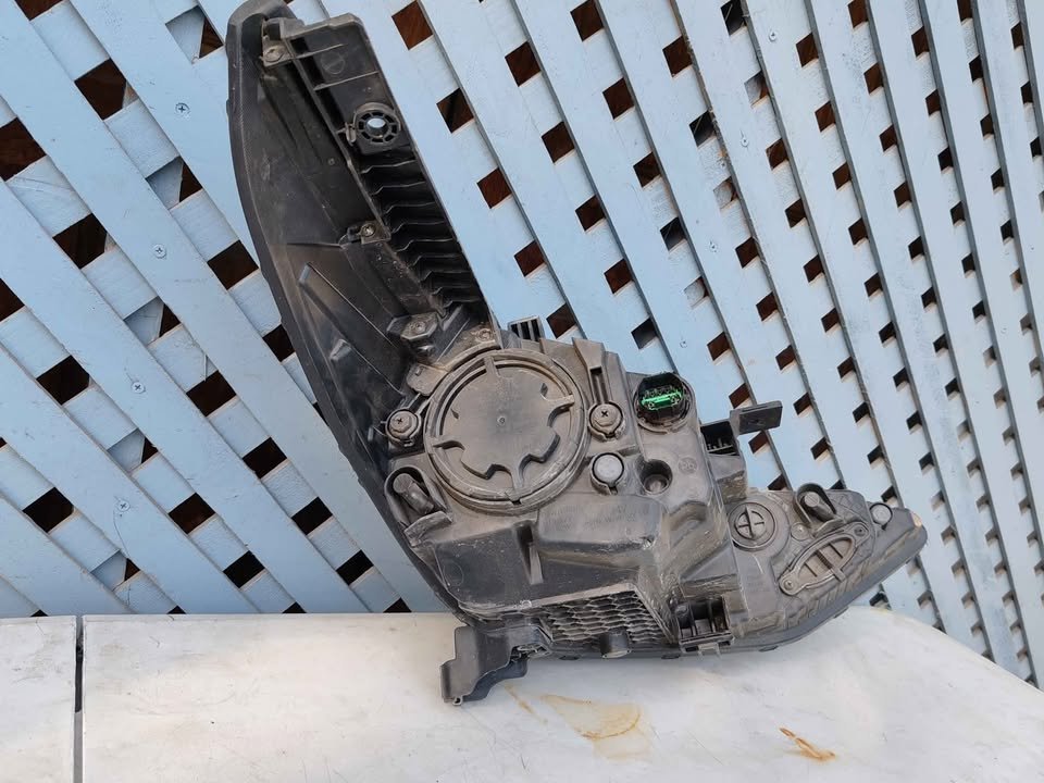 Óptico izquierdo Hyundai Accent 2021 - 2023 - Imagen 7