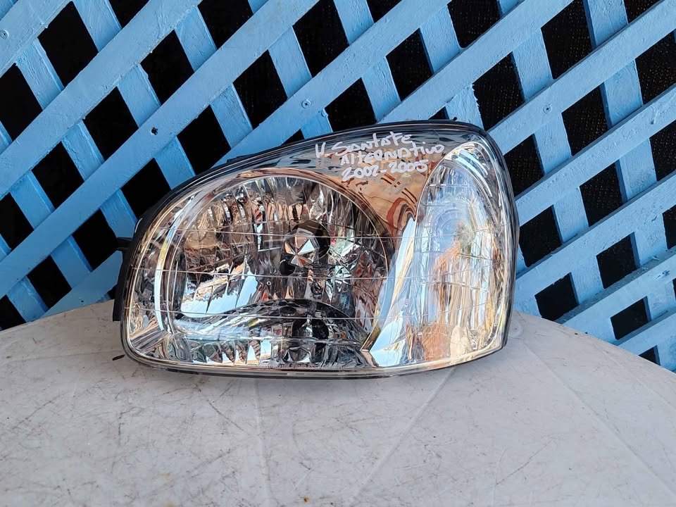 Óptico izquierdo Hyundai Santa Fe 2002 - 2005