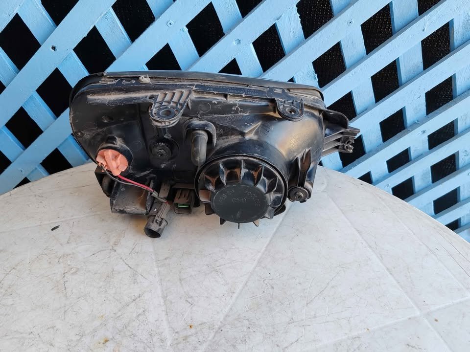 Óptico izquierdo Hyundai Santa Fe 2002 - 2005 - Imagen 6