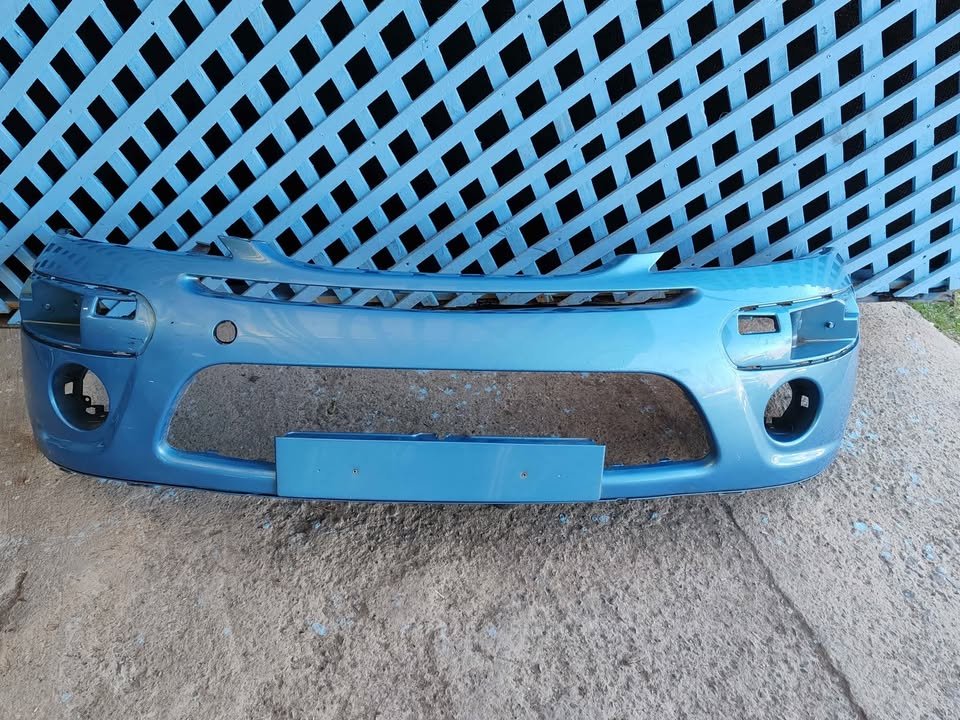 Parachoque delantero Citroen c3 2007 - 2010