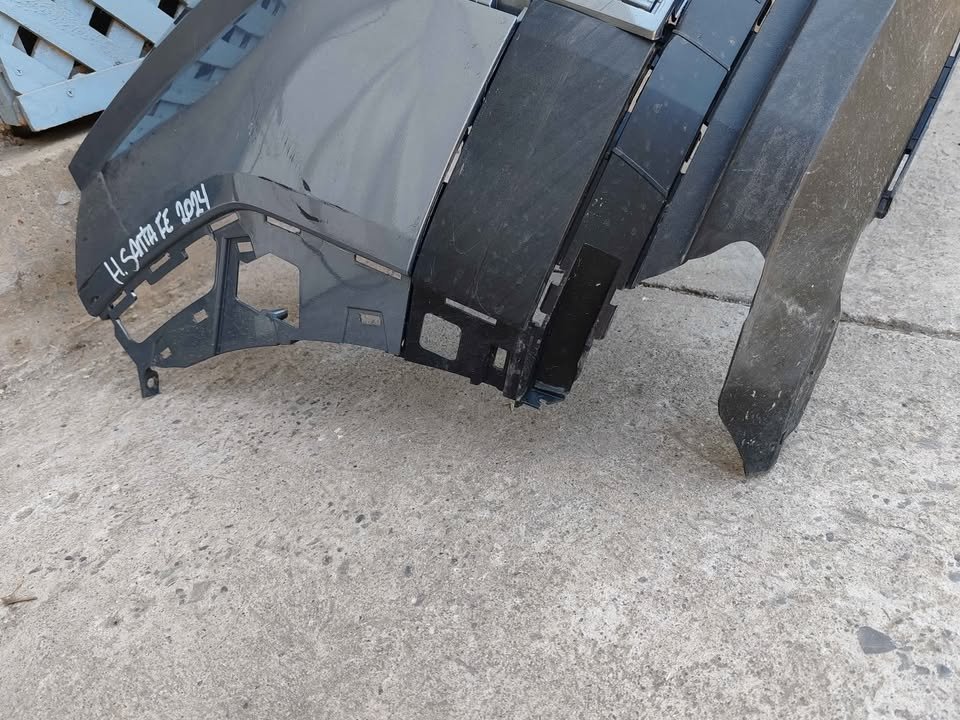 Parachoque delantero Hyundai Santa Fe 2024 - Imagen 4