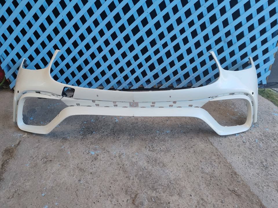 Parachoque delantero Mercedes Benz AMG GLC 63 S 2022 - 2024