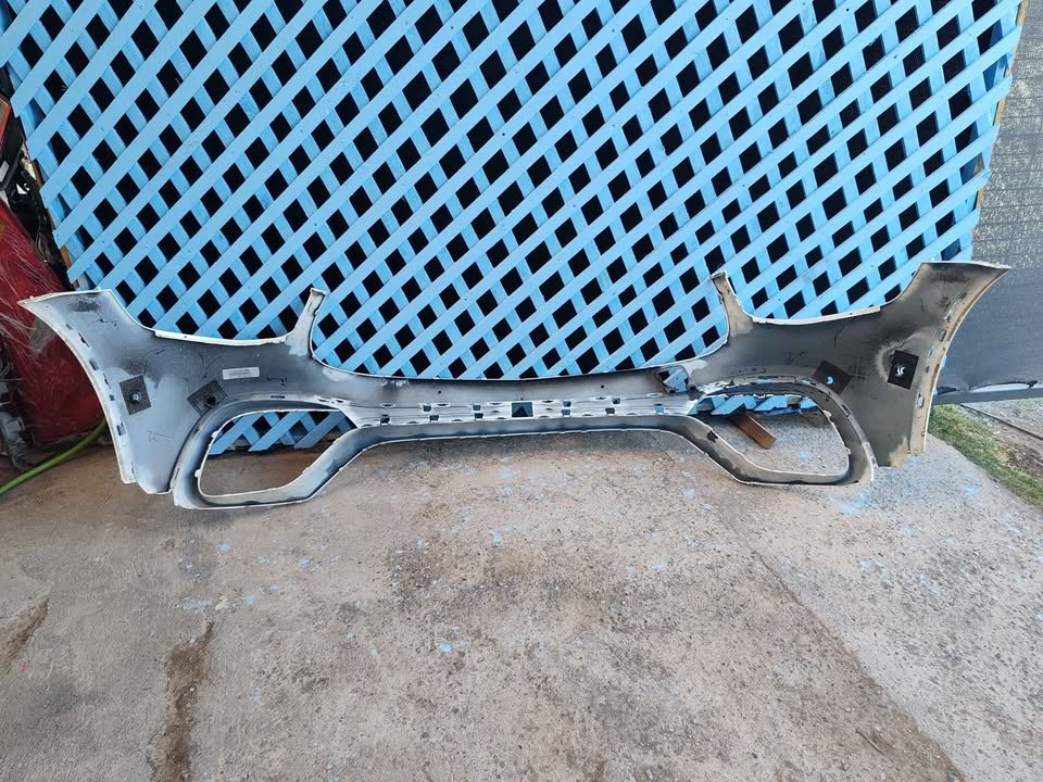 Parachoque delantero Mercedes Benz AMG GLC 63 S 2022 - 2024 - Imagen 9
