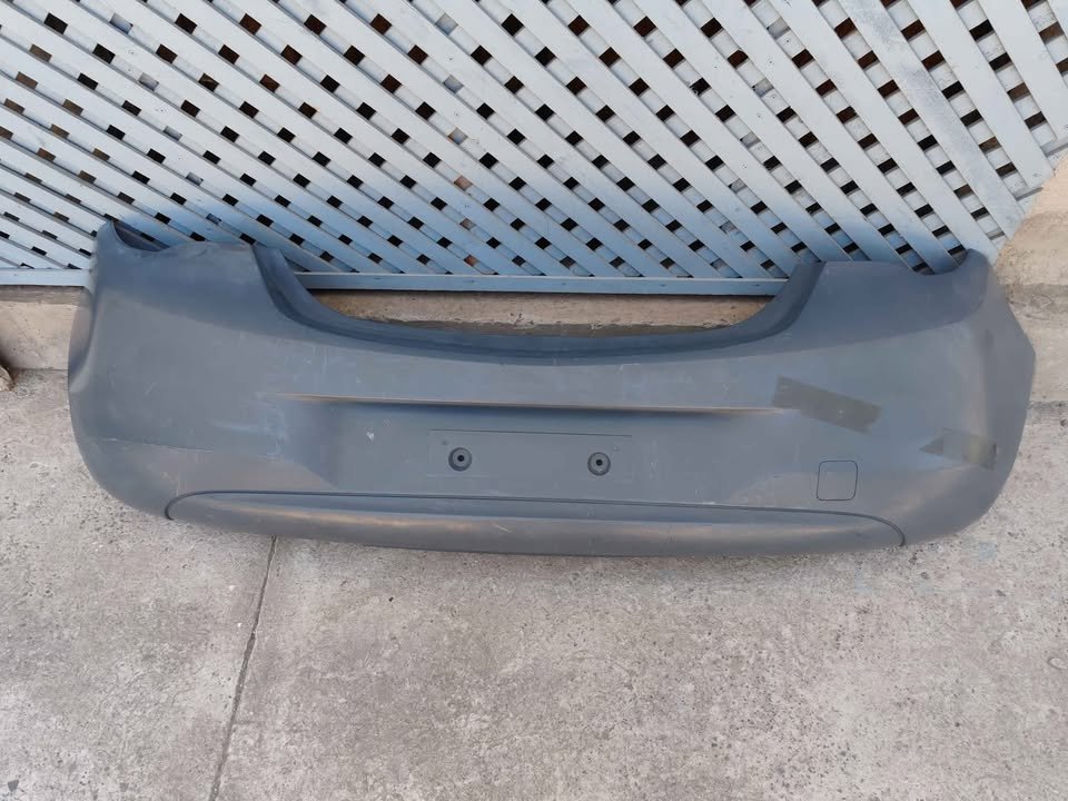 Parachoque trasero Opel Corsa 2015 - 2017