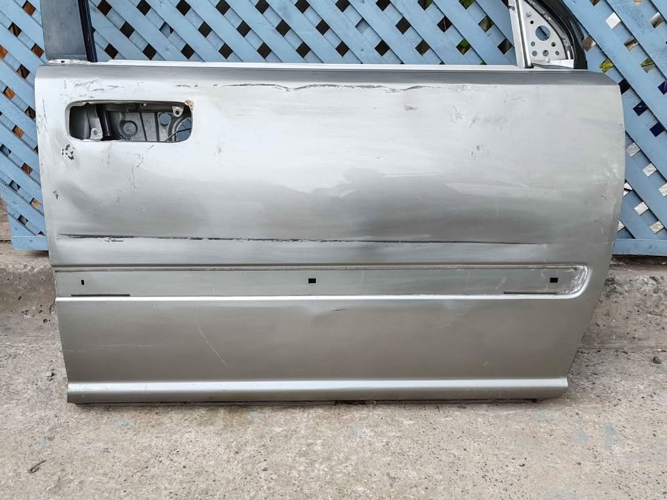 Puerta delantera derecha Nissan Xtrail 2004 - 2010 - Imagen 5