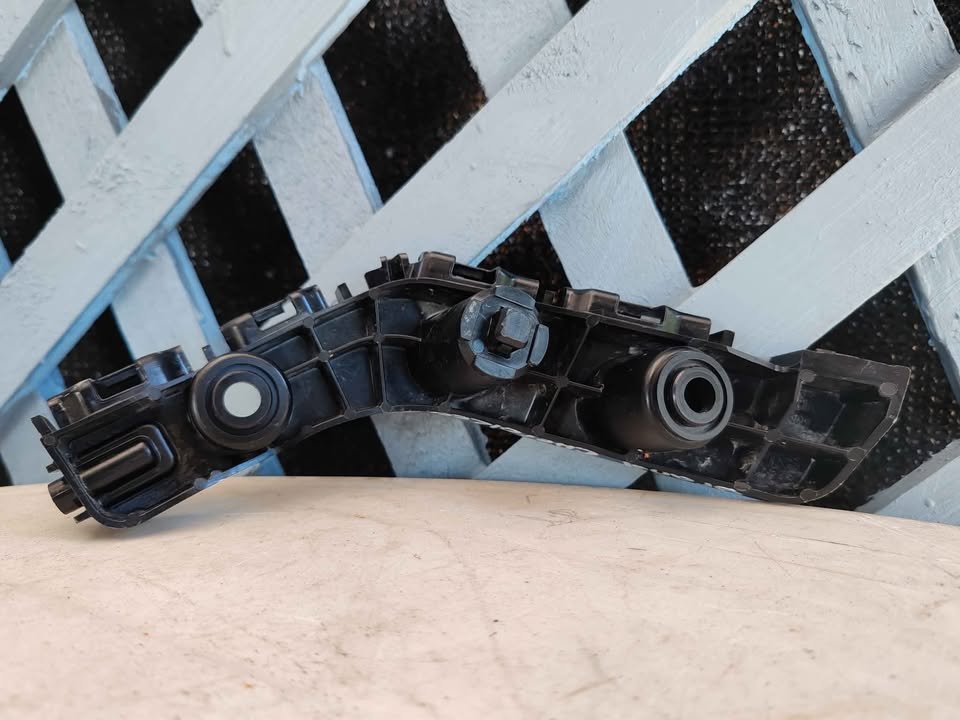 Mensula delantera izquierda Grand Cherokee 2011 - 2013 - Imagen 2