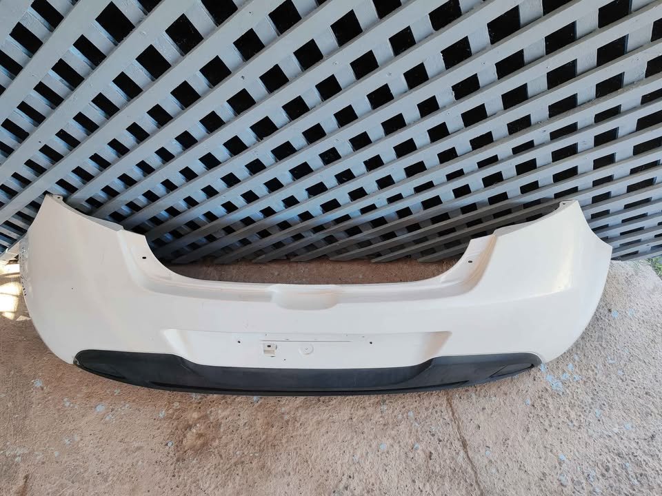 Parachoque trasero Mazda 2 2007 - 2014 - Imagen 5