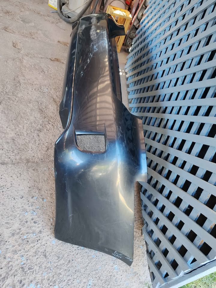 Parachoque trasero Subaru Impreza sedan 2009 - 2010 - Imagen 4
