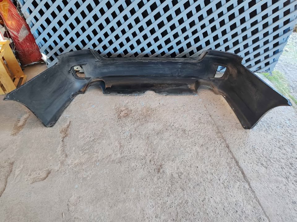 Parachoque trasero Subaru Impreza sedan 2009 - 2010 - Imagen 9