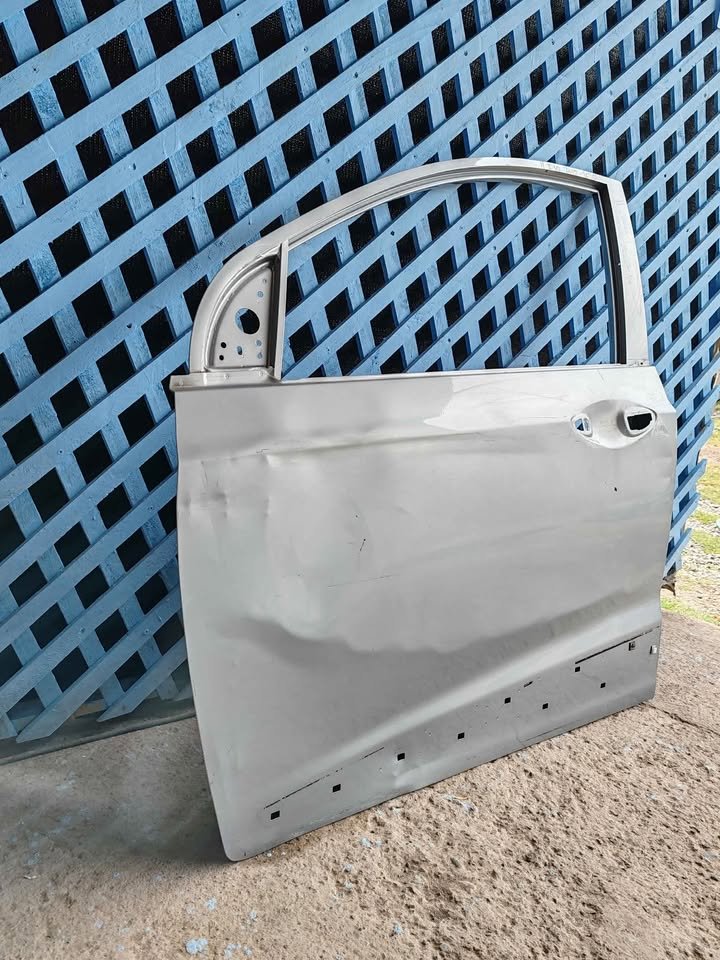 Puerta delantera izquierdo Hyundai Grand i10 2015 - 2020 - Imagen 3