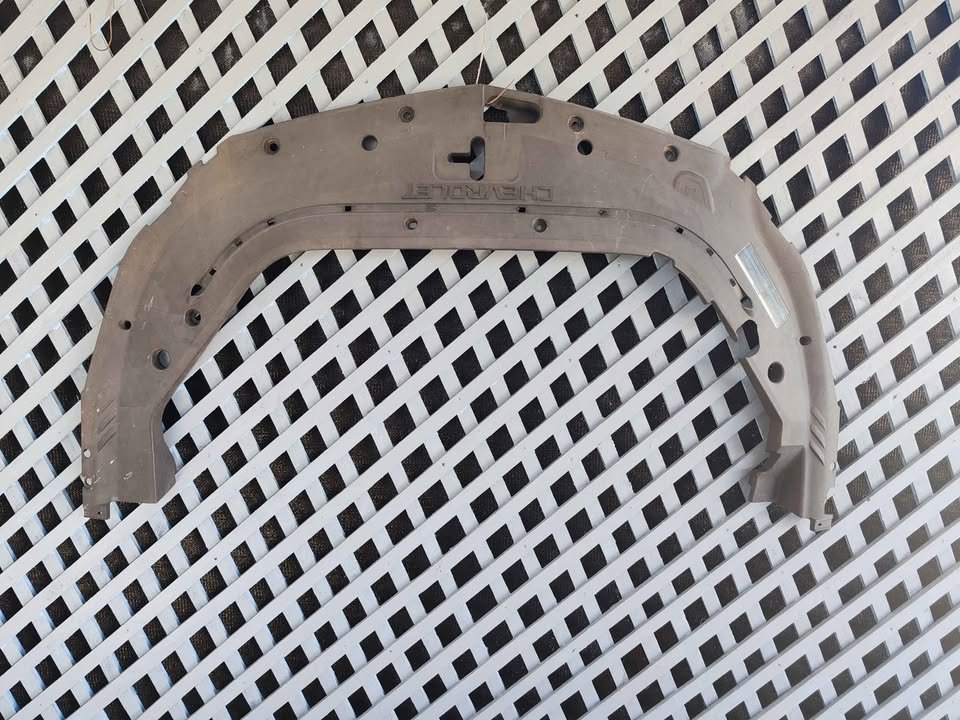 Cubre frontal superior Chevrolet Chevrolet Traverse 2009 - 2012