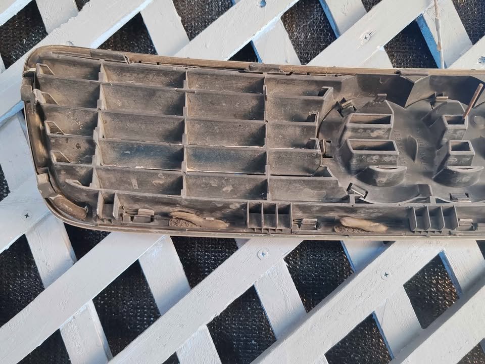 Máscara Audi A4 1997 - 2001 - Imagen 7