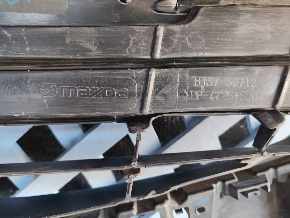 Máscara Mazda 3 2014 - 2016 - Imagen 7