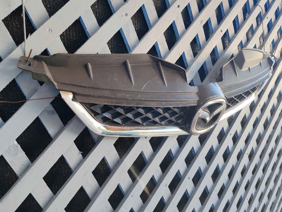 Máscara Mazda 5 2005 - 2008 - Imagen 3