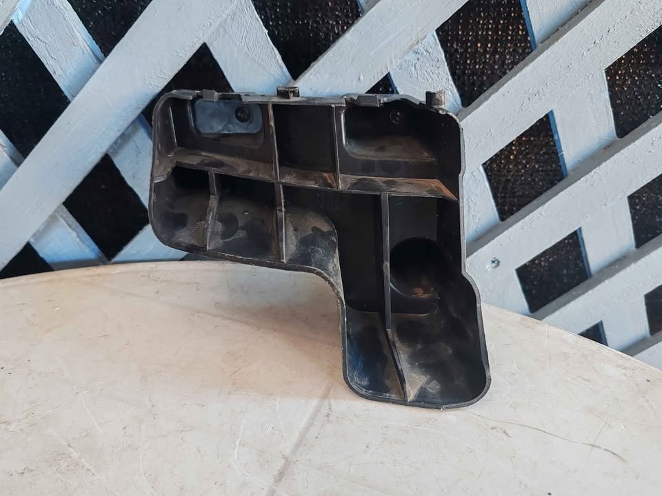 Mensula trasera izquierda bajo foco Baic x35 2021 - 2024 - Imagen 2