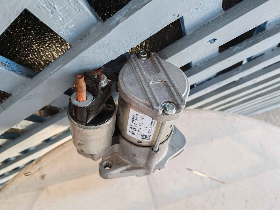 Motor de partida Nissan Kicks 2016 - 2020 - Imagen 2