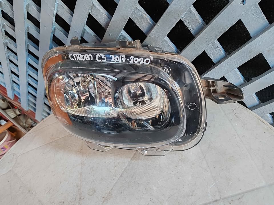 Óptico inferior derecho Citroen C3 2017 - 2020 - Imagen 4