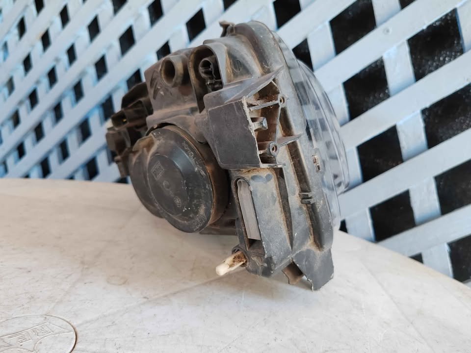 Óptico inferior derecho Citroen C3 2017 - 2020 - Imagen 6