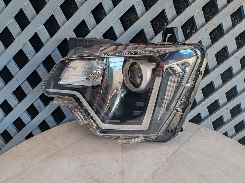 Optico izquierdo Kia Niro 2023 - 2025