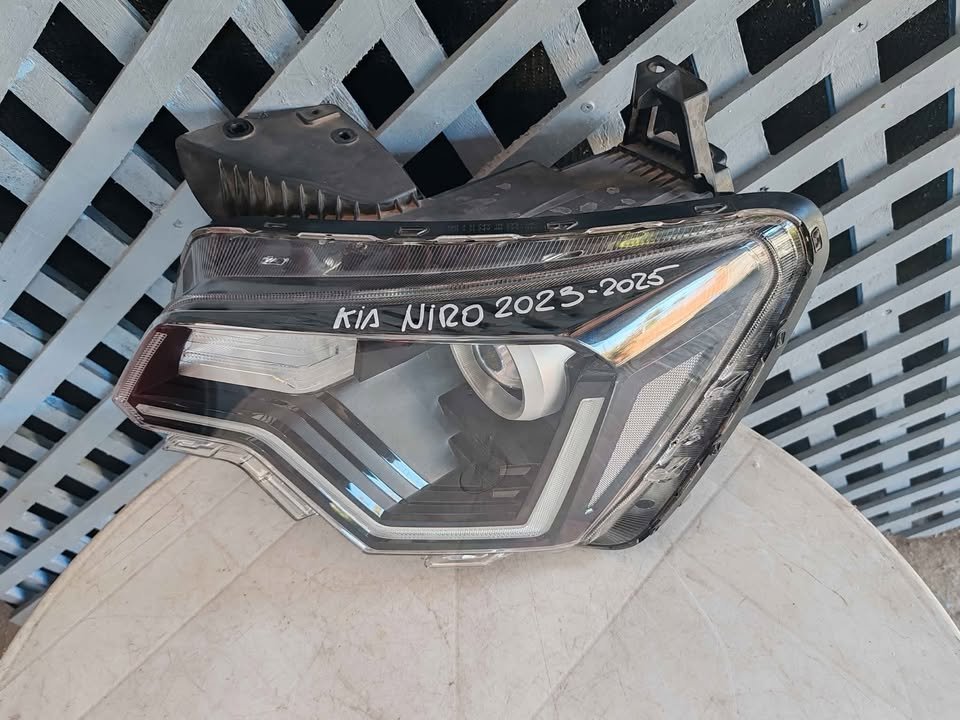 Optico izquierdo Kia Niro 2023 - 2025 - Imagen 4