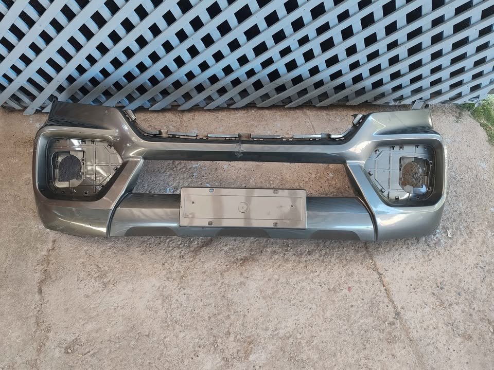 Parachoque delantero Wingle 7 2020 - 2024