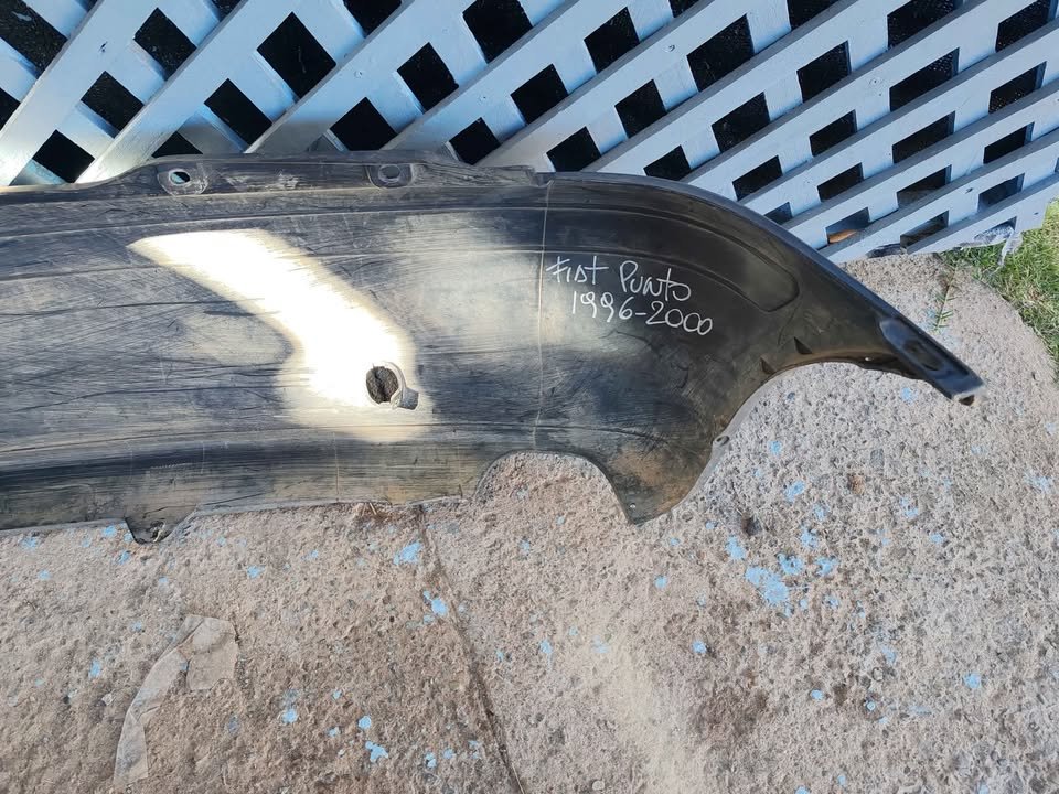 Parachoque trasero Fiat Punto 1996 - 1999 - Imagen 5