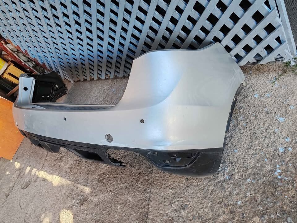 Parachoque trasero Porsche Cayenne 2011 - 2015 - Imagen 4