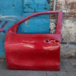 Puerta delantera izquierda Toyota Hilux 2016 - 2023